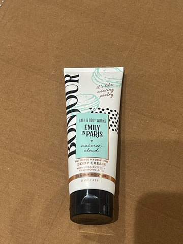 BATH&BODY WORKS EMILY IN PARIS MACARON CLOUD BODY CREAM 226 G.