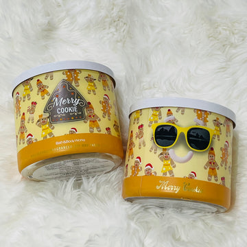 Bath & Body Works Merry Cookie Scented Candle 411g