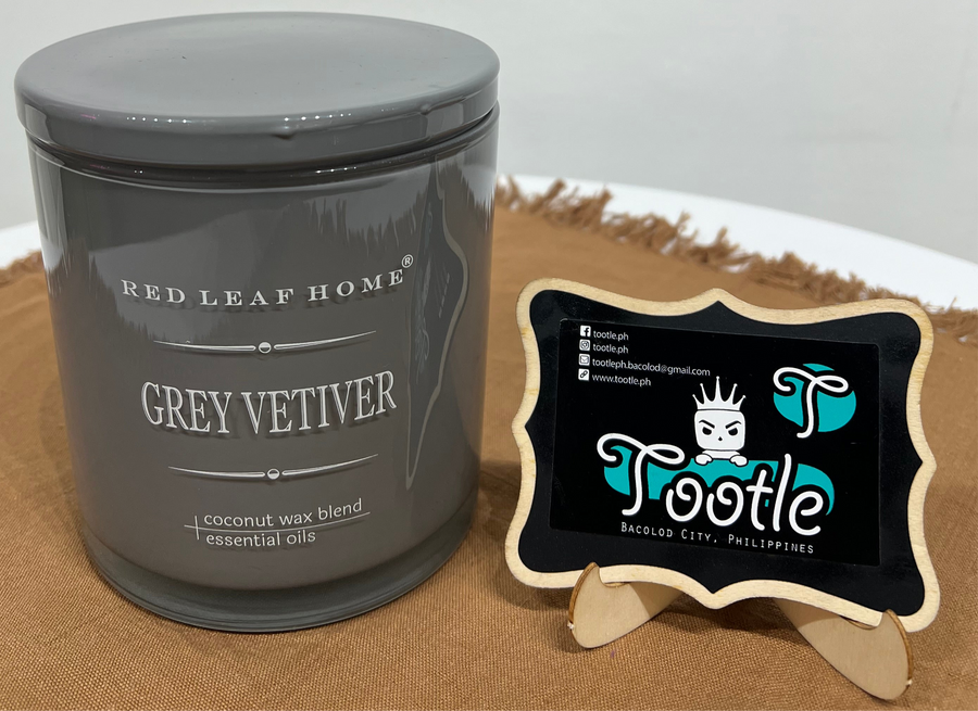 Red Leaf Home Gray Vetiver Scented Candle