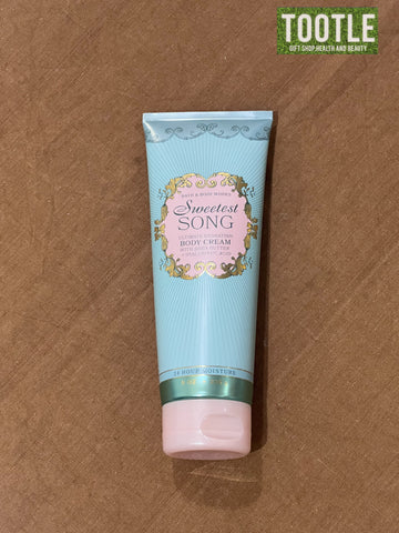 Bath and Bodyworks Sweetest Song Body Cream 226g