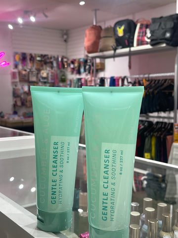 GLENTLE CLEANSER CUCUMBER &ALOE  HYDRATING &SOOTHING
