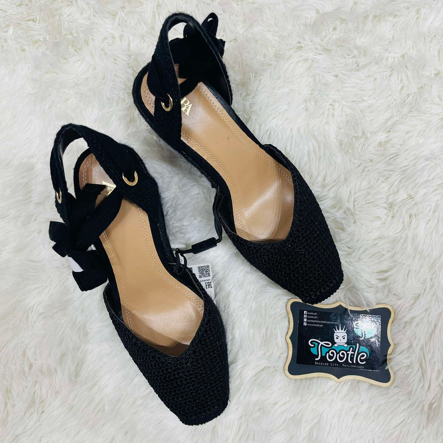 Zara Black Wedge Size US 61/2