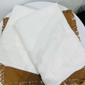 Grandeur Bath Towel Color White