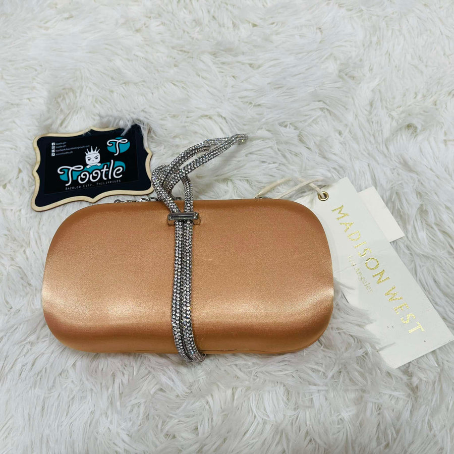 MADISON WEST Clutch Bag Oval Gold