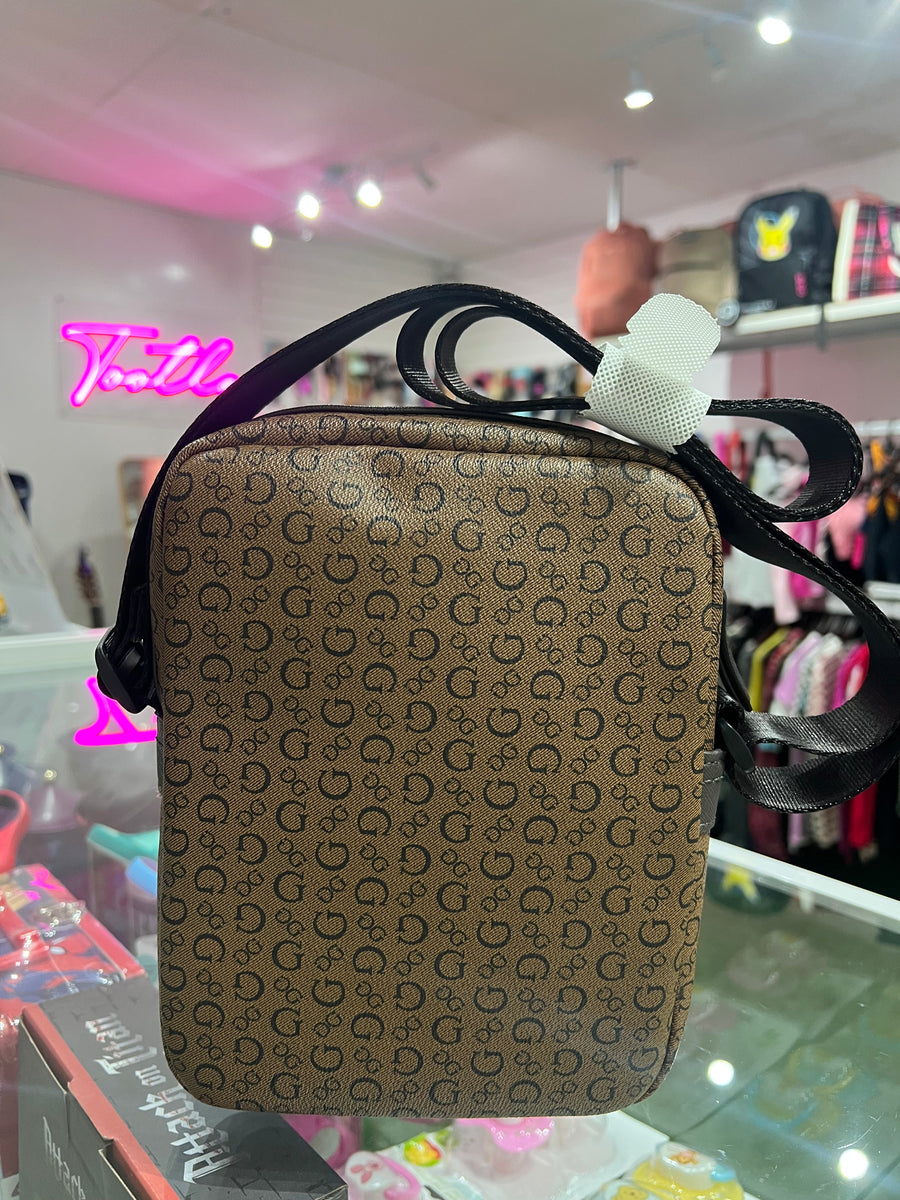 GUESS MENS SLING BAG