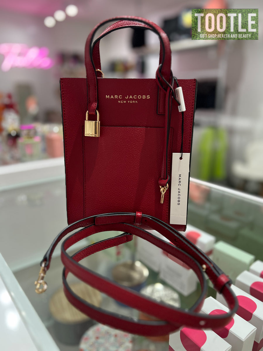 MARC JACOBS HAND BAG SAVVY RED HAND BAG