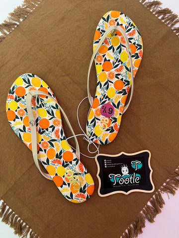 GBG Slip On Floral Orange Yellow size 6 1/2