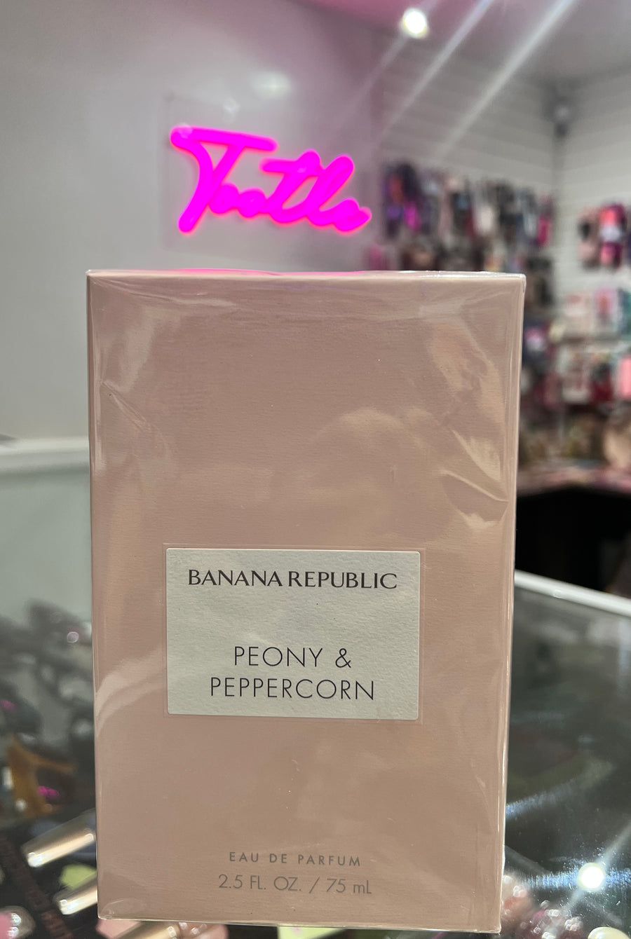 BANANA REPUBLIC- PEONY &PEPPERCORN 75ML.