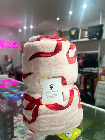VICTORIA'S SECRET I COZY -PLUSH BLANKET