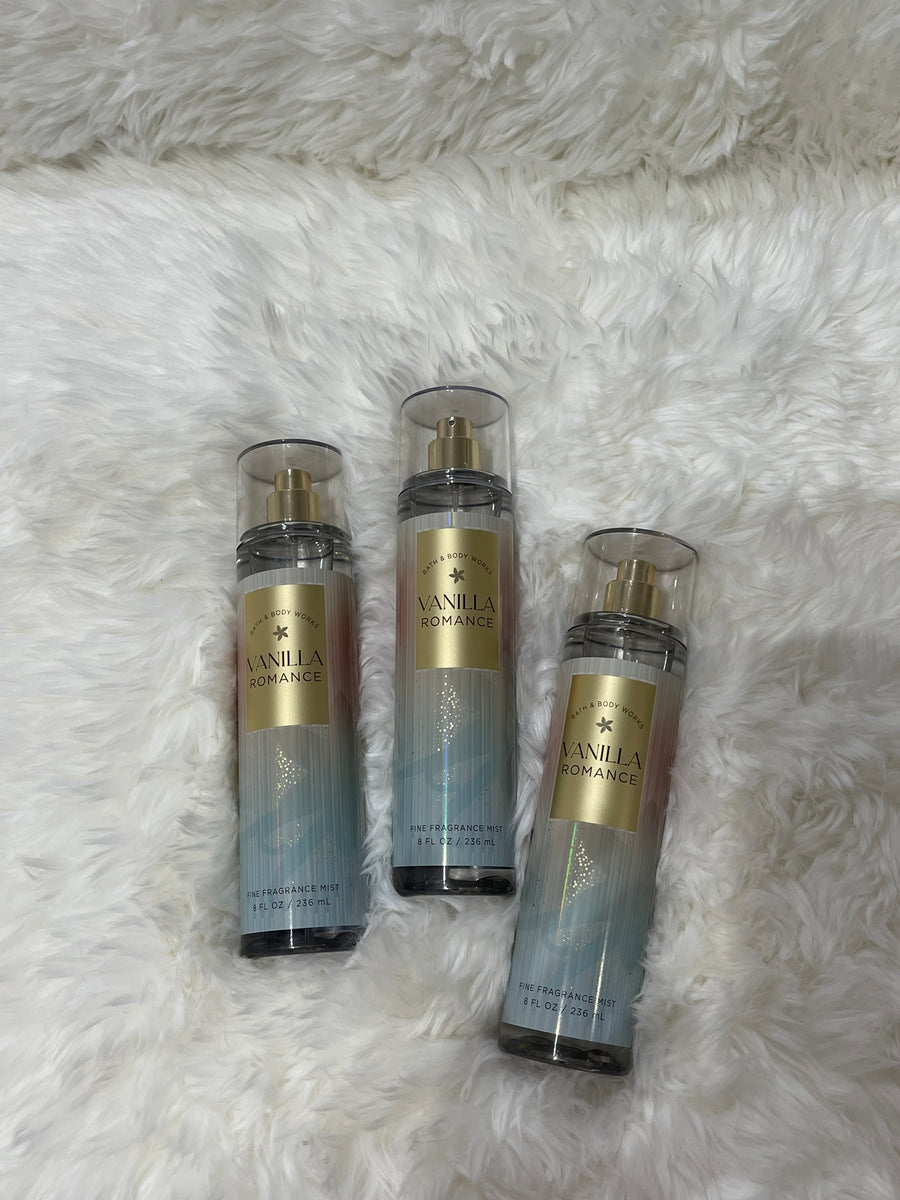 Bath and Bodyworks  Vanilla Romance Fine Fragrance Mist 236 ml