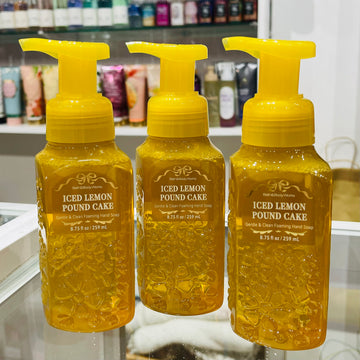 Bath & Bodyworks Iced Lemon Pound Cake Foaming Hand Soap 259mL