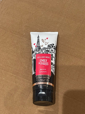 BATH&BODY WORKS EMILY IN PARIS PARIS AMOUR 226G.