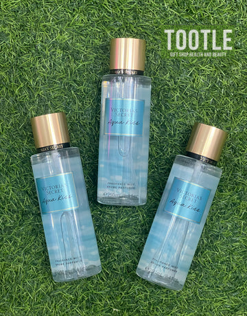 VICTORIA'S SECRET AQUA KISS FRAGRANCE MIST 250ML.