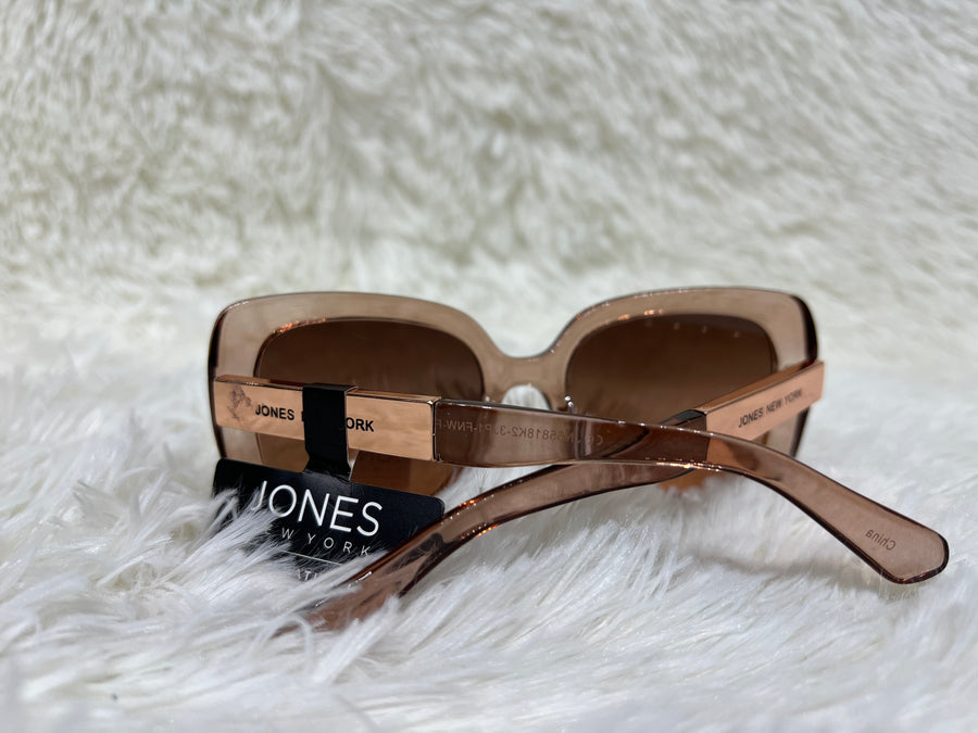 SUNGLASS JONES