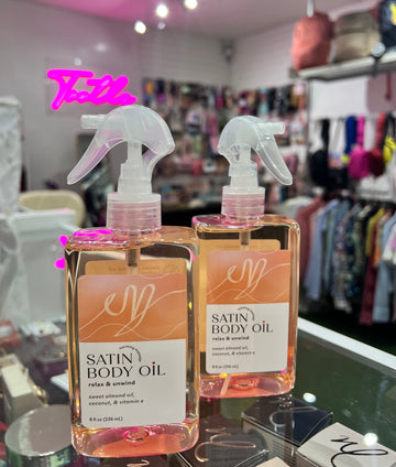 SATIN BODY OIL SWEET ALMOND OIL,COCONUT,&VIT.E 236 ML