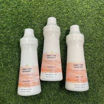 White Barn Fabric Care Detergent Amber Blush 946ml