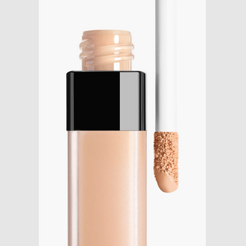 Chanel Longwear Concealer B30